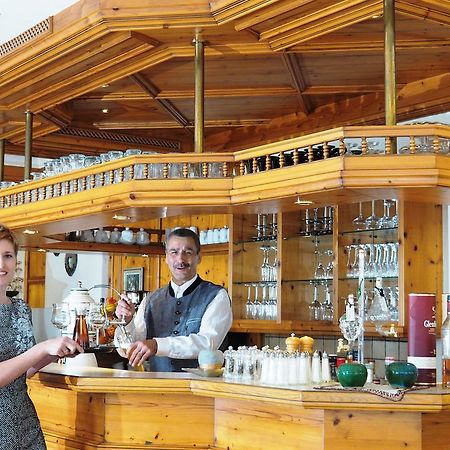 Hotel Schwarzenbergs Traube Glottertal Eksteriør billede